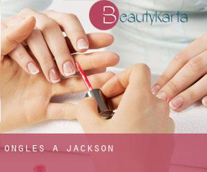 Ongles à Jackson